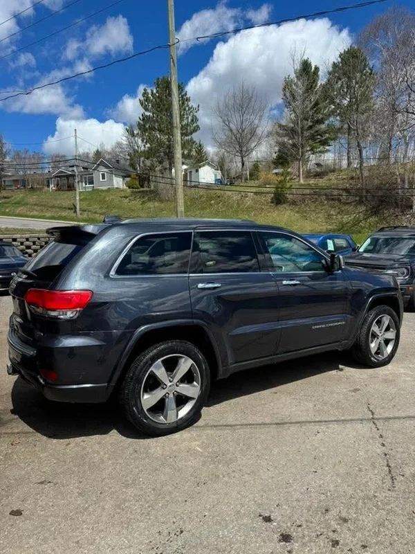 Jeep Cherokee 2016 - Thumbnail 3