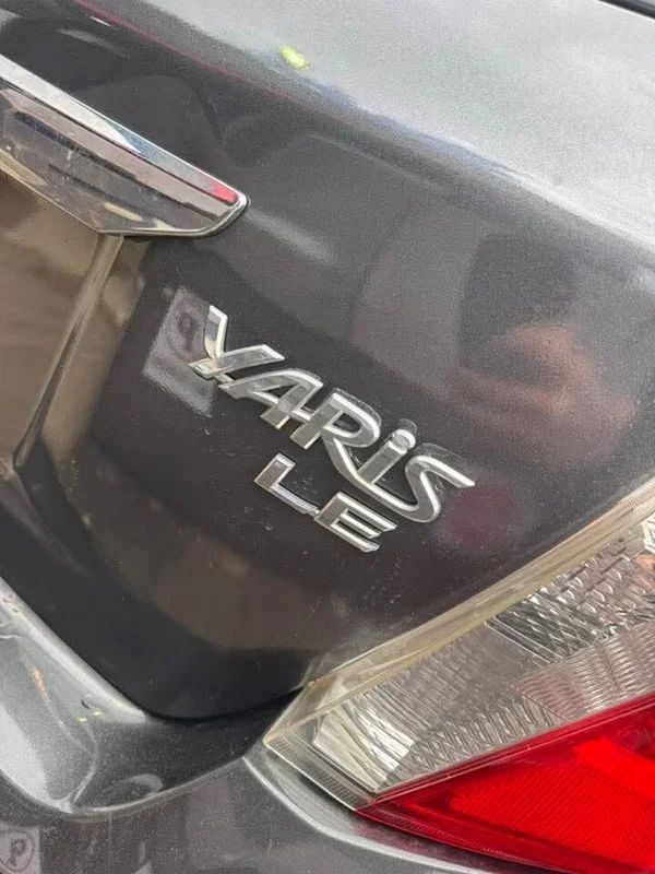Toyota Yaris 2013 - Thumbnail 5