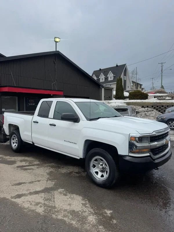 Chevrolet Silverado 2018 - Thumbnail 1