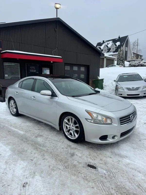 Nissan Maxima 2010 - Thumbnail 1