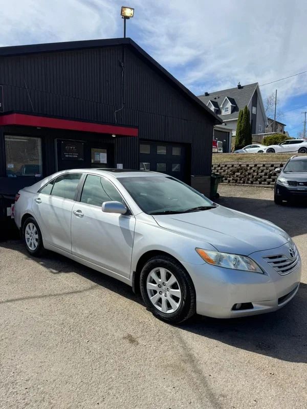 Toyota Camry 2009 - Thumbnail 1