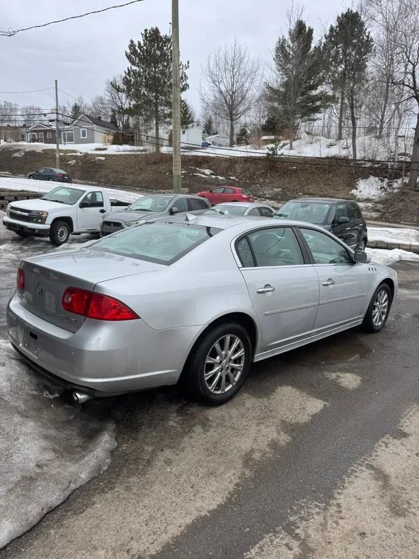 Buick Lucerne 2011 - Thumbnail 3