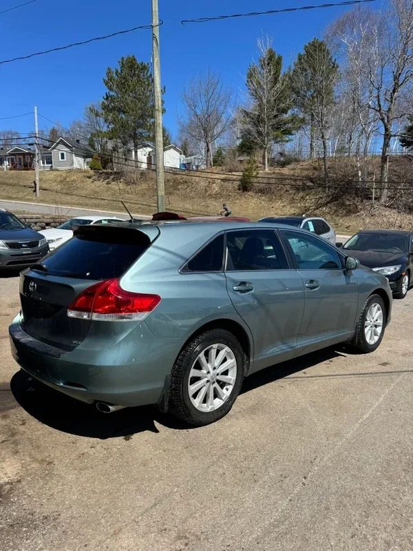 Toyota Venza 2010 - Thumbnail 3