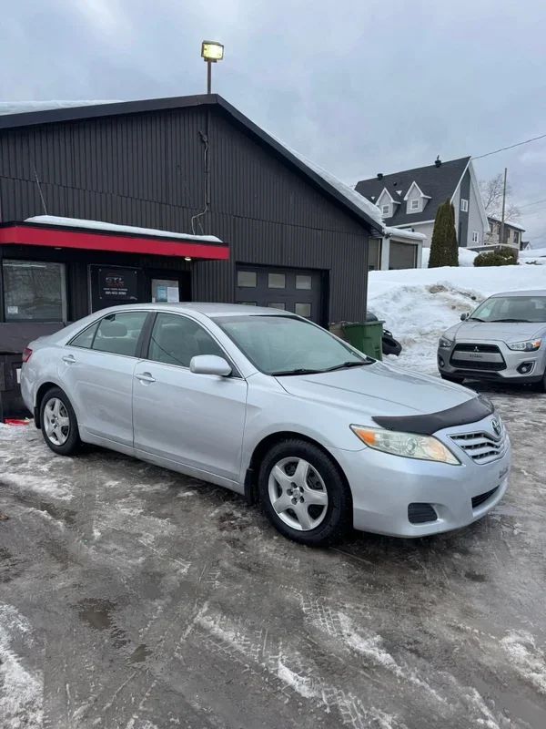 Toyota Camry 2010 - Thumbnail 1