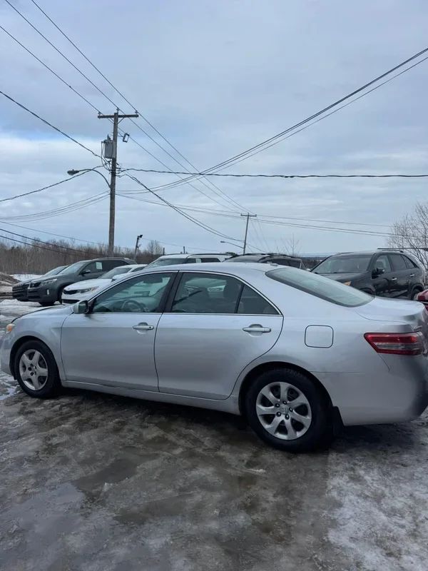 Toyota Camry 2010 - Thumbnail 4
