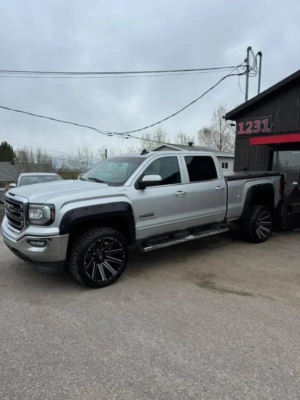 GMC Sierra 2017 - Image 2