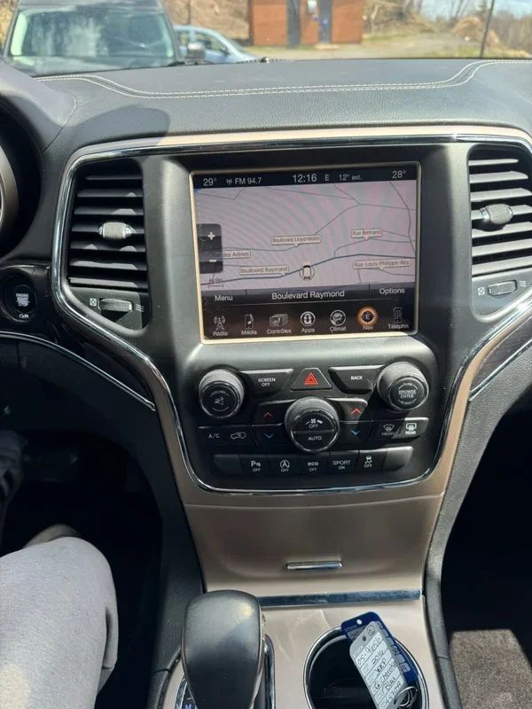 Jeep Cherokee 2016 - Image 10