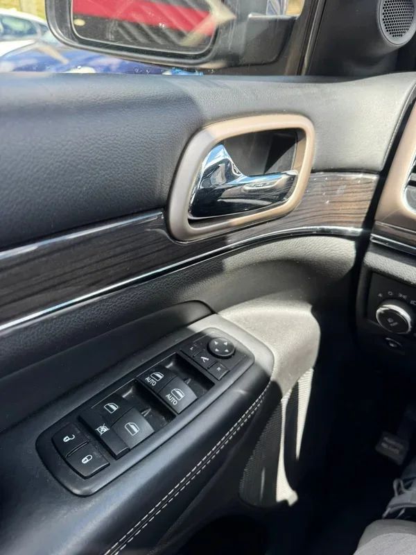 Jeep Cherokee 2016 - Image 8
