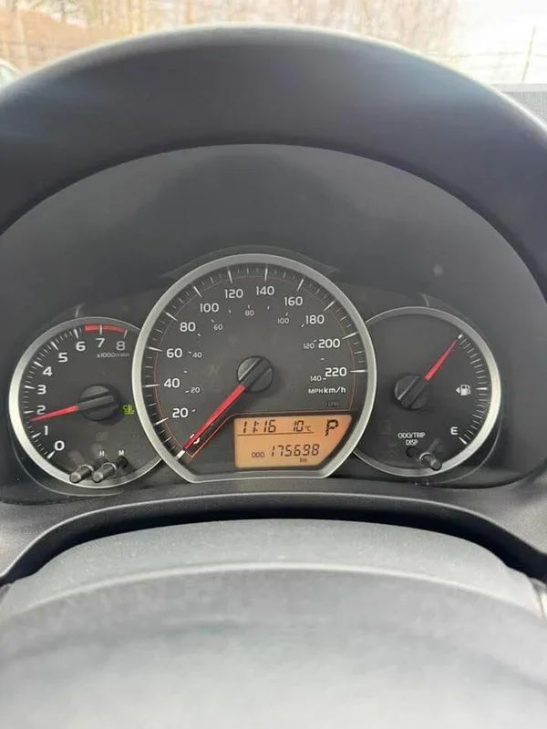 Toyota Yaris 2013 - Image 11