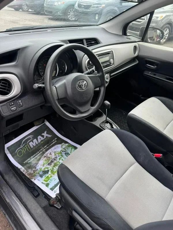 Toyota Yaris 2013 - Image 7
