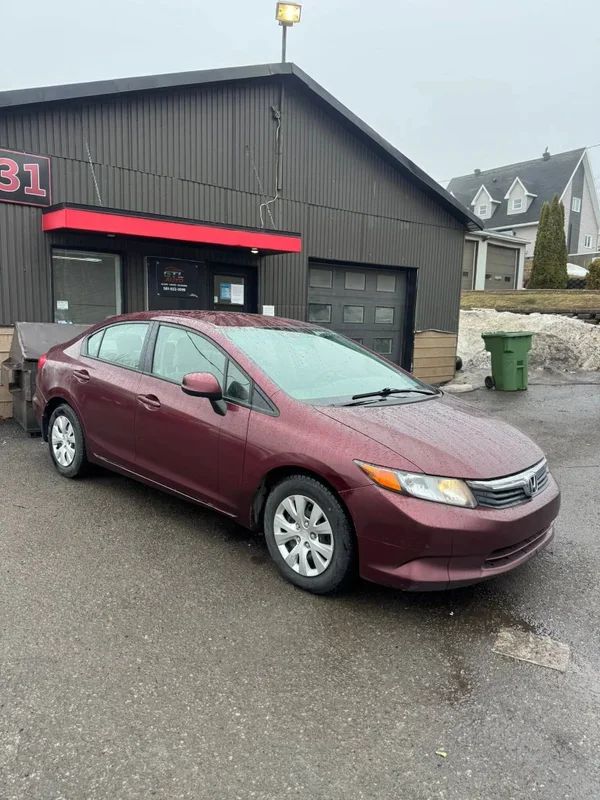 Honda Civic 2012 - Image 1