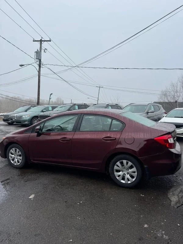 Honda Civic 2012 - Image 4