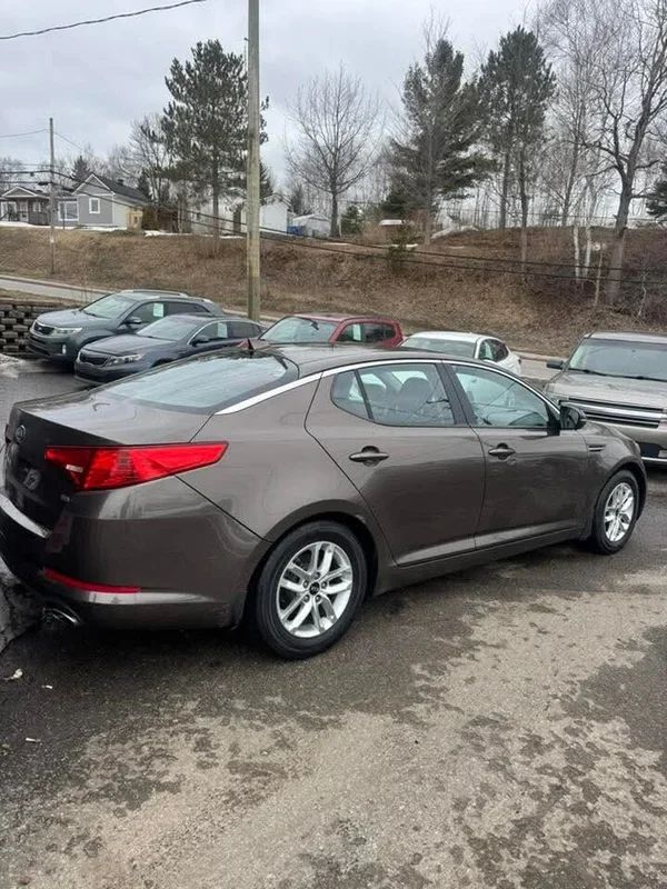 Kia Optima 2012 - Image 3