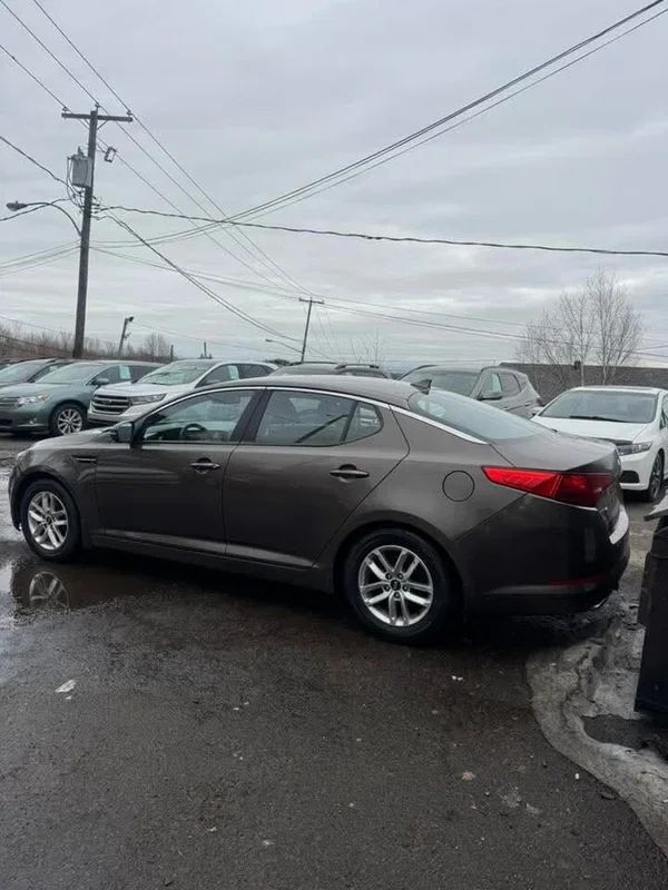 Kia Optima 2012 - Image 4