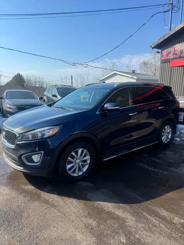 Kia Sorento 2017 - Image 2