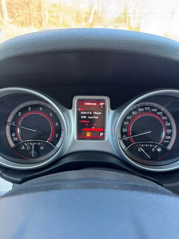 Dodge Journey 2012 - Image 11