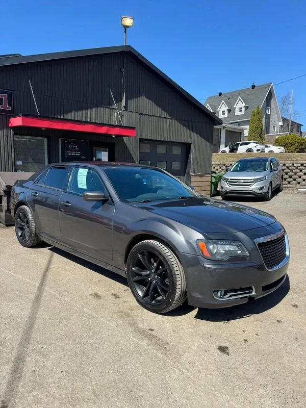 Chrysler 300 2014 - Image 1