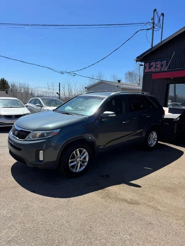 Kia Sorento 2015 - Image 2